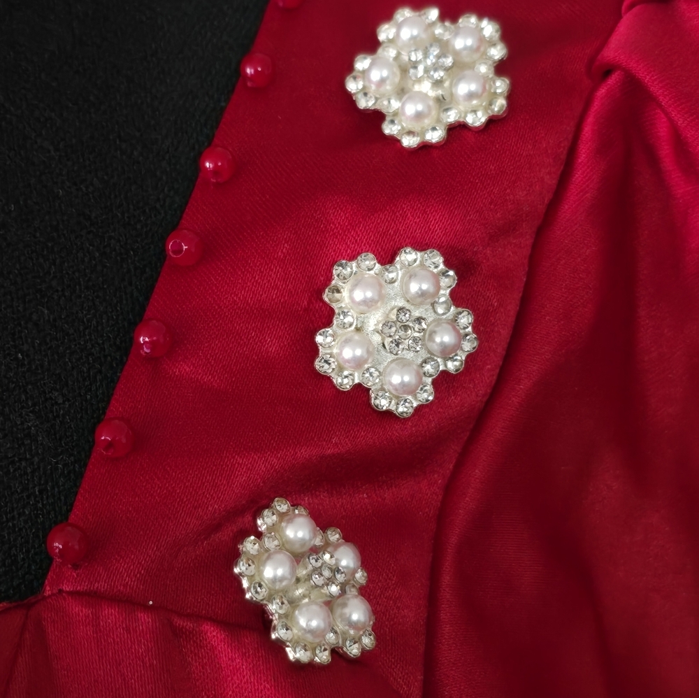 Elegant Red Puff Sleeve Dress - Picture 4 of 7